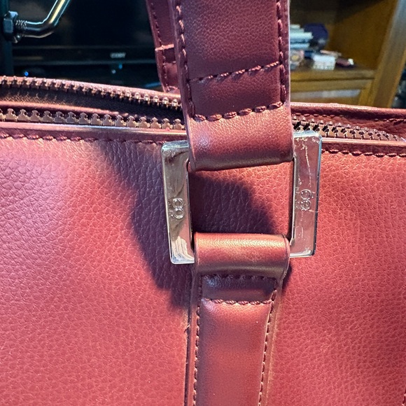 Cloe Burgundy Tote Bag with Scarf and crossbody strap - Picture 8 of 10